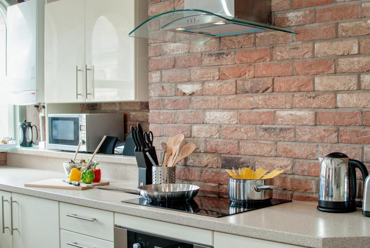 Base Serviced Apartments - Sir Thomas Street Liverpool Exterior photo