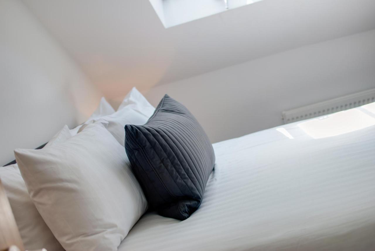 Base Serviced Apartments - Sir Thomas Street Liverpool Exterior photo