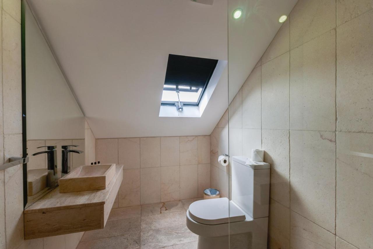 Base Serviced Apartments - Sir Thomas Street Liverpool Exterior photo