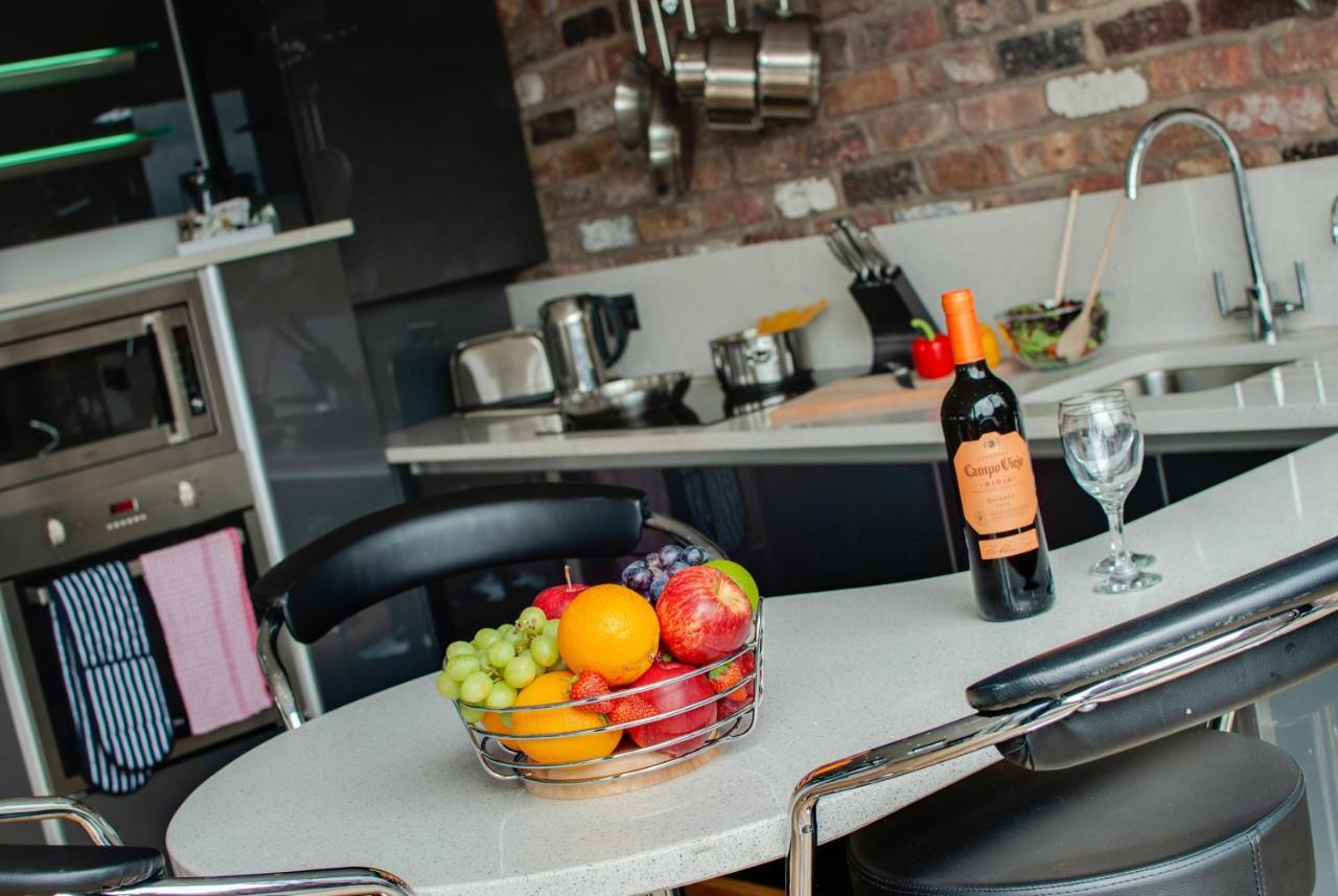 Base Serviced Apartments - Sir Thomas Street Liverpool Exterior photo